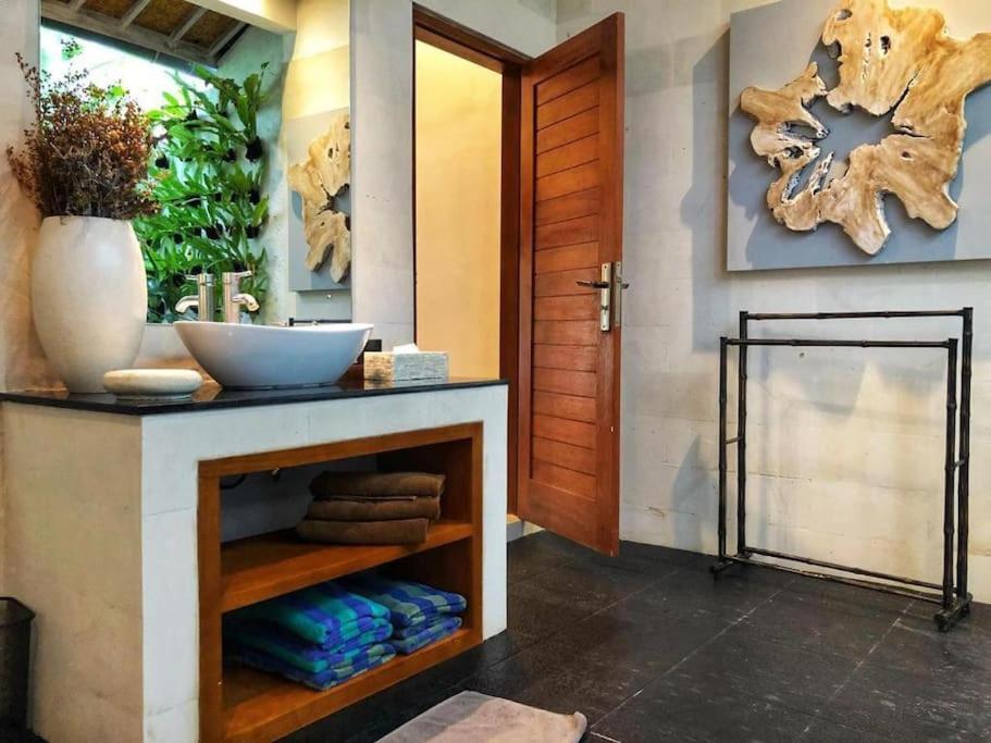 Villa Sayang 1 Seminyak Kültér fotó